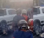 Gravíssimo acidente entre moto e carro na Compensa deixa piloto desmaiado na pista; veja