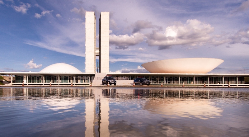 Planalto é orientado a convocar Conselho da República e defender mandato no STF
