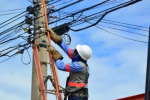 Manaus terá interrupção de energia em 10 bairros neste domingo (18); veja a lista