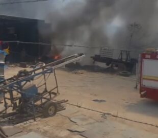 Incêndio em empresa de transportes mobiliza bombeiros no Distrito Industrial