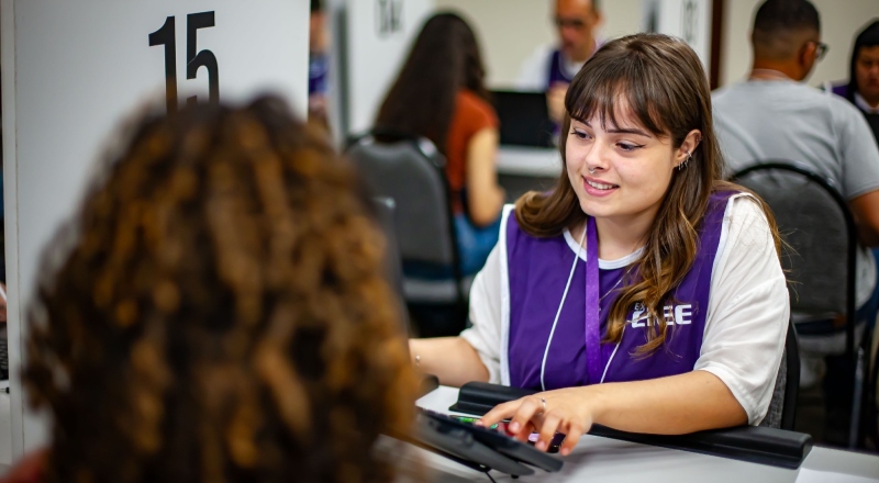 CIEE oferece 93 vagas de estágio para estudantes do ensino médio e superior no Amazonas; veja como participar