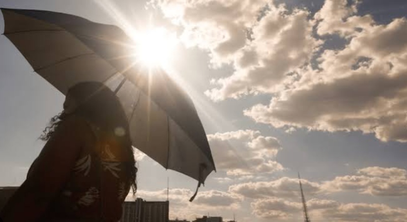 Manaus encara calor de até 37°C nesta quarta e umidade pode cair para 40%