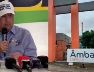 Ação popular movida por Eduardo Braga suspende privilégios da Âmbar Energia e exige transparência no sistema elétrico do AM; veja vídeo