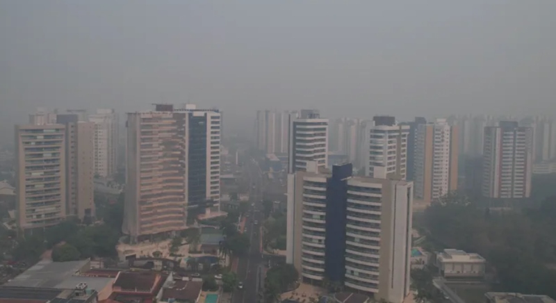 A fumaça não para e o calor aumenta: Manaus amanhece sob névoa e enfrenta calor de até 37°C nesta quinta-feira
