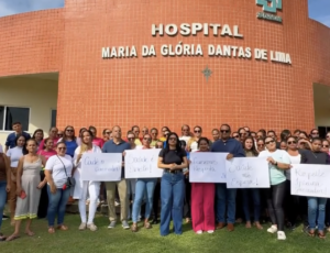 Prefeita Paula Augusta reúne servidores e cobra Roberto Cidade por atraso de 4 meses na saúde em Ipixuna; veja vídeo