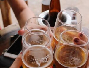 TRE-AM proíbe venda e consumo de bebidas alcoólicas durante eleição no Amazonas