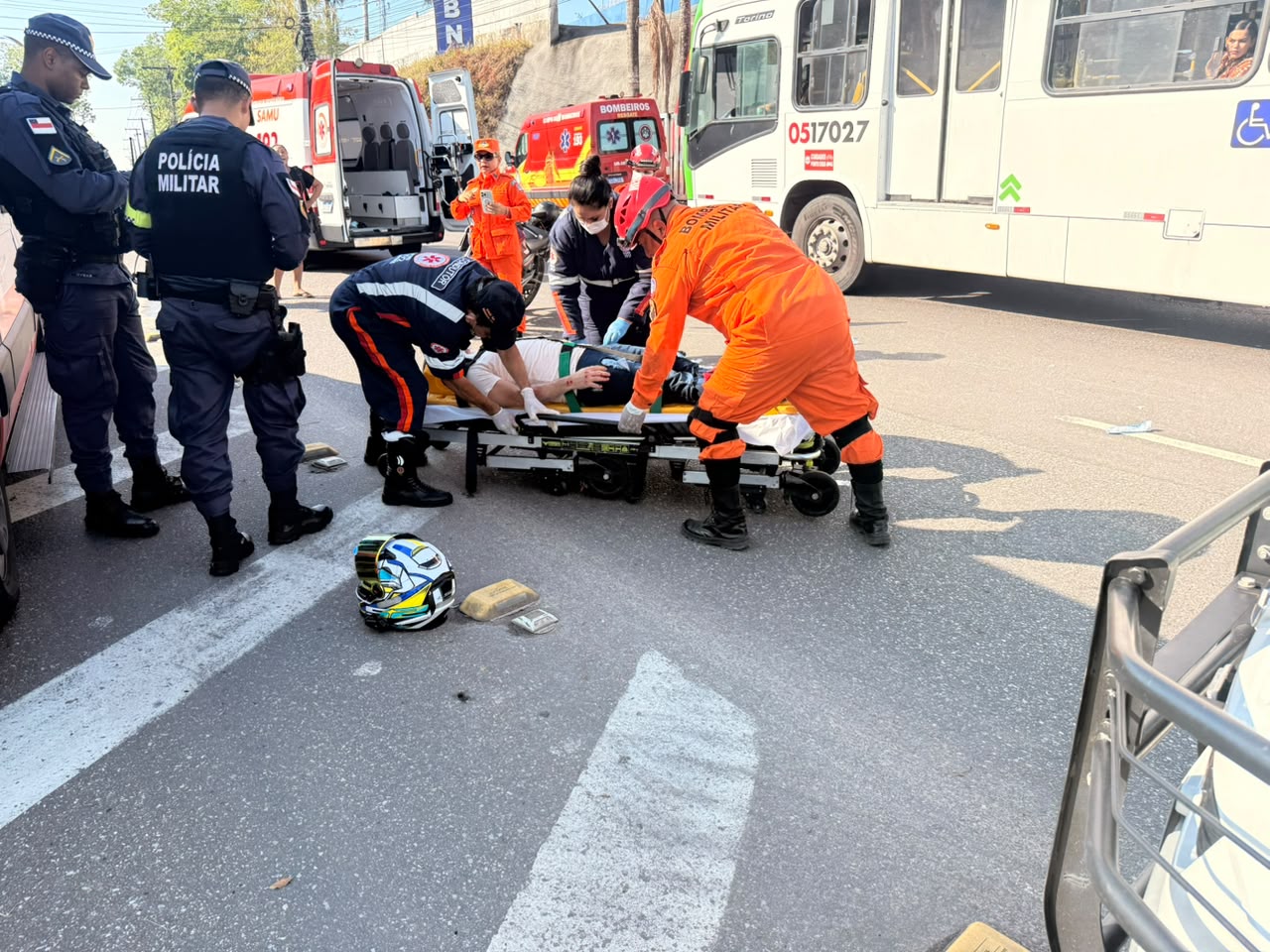Idosa é atropelada por motocicleta no Japiim