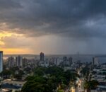 Manaus terá domingo de calor, sol forte e possibilidade de chuva rápida