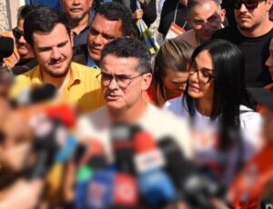 ”Vou levar ao interior os mesmos avanços conquistados em Manaus”, diz David Almeida ao votar neste domingo