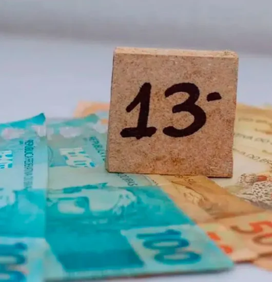 Pagamento da segunda parcela do 13º salário será antecipada