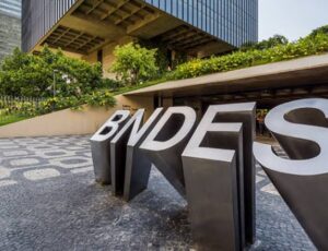 Coletivos do Amazonas e do Norte têm até 7 de outubro para disputar R$ 17,5 milhões em edital do BNDES