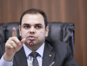 Após derrota nas urnas, Roberto Cidade reúne secretariado nesta quarta-feira na Sede do Governo