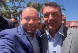 Fausto Jr. declara apoio a Flávio Bolsonaro no segundo turno