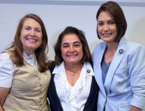 Michelle Bolsonaro e Bia Kicis declaram apoio eleitoral a Maria do Carmo; veja vídeo