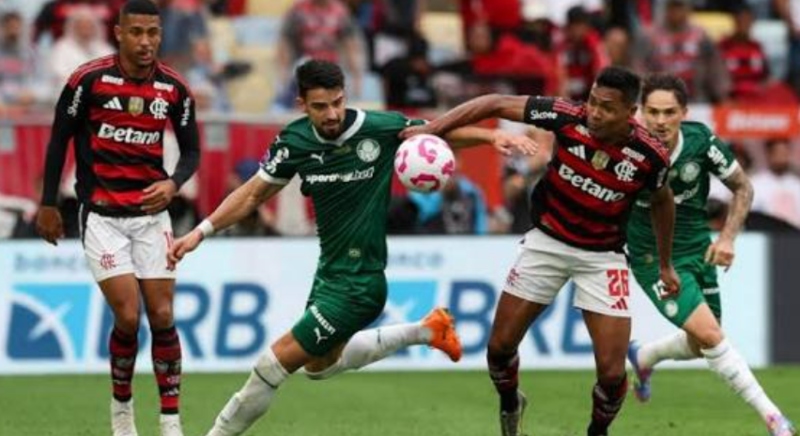 Palmeiras encosta no Flamengo e volta a depender só de si na briga pelo título do Brasileirão