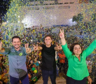 Capitão Alberto Neto e Maria do Carmo anunciam vinda de Nikolas Ferreira a Manaus para o Bloquinho do 22; veja vídeo
