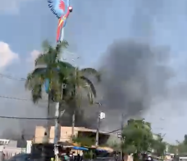 Urgente: incêndio atinge área verde no bairro Nova Cidade; veja vídeo