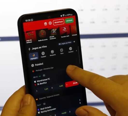 Bancos começam a devolver R$ 1,3 bilhão a apostadores de bets