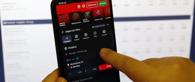 Bancos começam a devolver R$ 1,3 bilhão a apostadores de bets