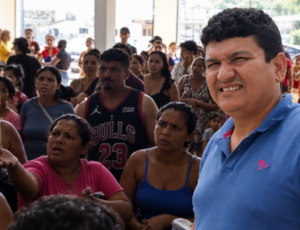 Promessa de campanha não paga boleto! Trabalhadores denunciam calote eleitoral de Nathan Macena; veja vídeo