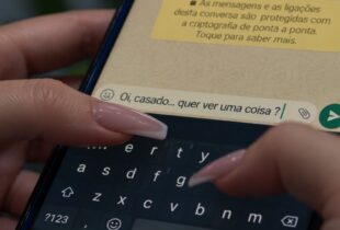 Escândalo na firma: mulher que transformou chat da empresa em 'motel virtual' com colegas casados toma justa causa