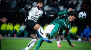 Palmeiras e Corinthians fazem Dérbi decisivo neste domingo pelo Brasileirão