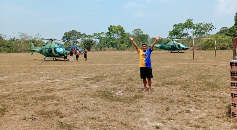 Queimadas no Amazonas: helicópteros chegam para combater incêndios na Aldeia São Félix, em Autazes; veja