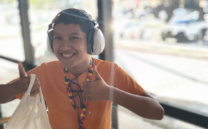 Criança autista desaparece após pegar ônibus no conjunto Viver Melhor; veja vídeo