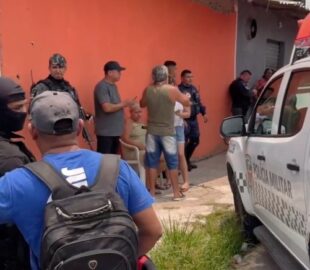 Mais de 3 horas de horror e desespero: homem mantém próprio filho de 1 ano e 6 meses refém em Manaus; acompanhe ao vivo