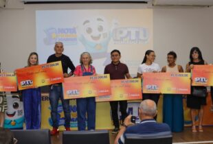 Prefeitura de Manaus entrega prêmios a contribuintes sorteados no sétimo sorteio do IPTU Premiado 2026