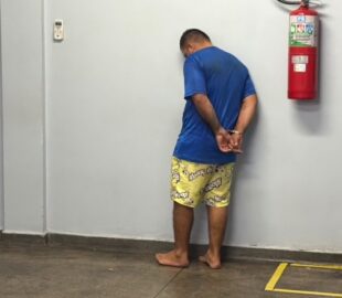 ROCAM prende “Loirinho” com drogas no Terminal da Matriz, no Centro de Manaus