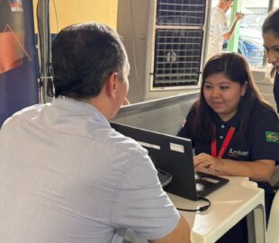 Âmbar Energia leva atendimento móvel a dez bairros de Manaus