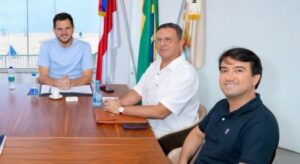 O prefeito Renato Junior faz nomeações para presidência e vice presidência da ManausCult; veja os escolhidos