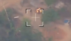 Drone flagra suspeitos ateando fogo perto de casas no Cacau Pirêra; VEJA IMAGENS