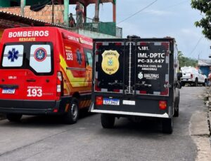 Trabalhador de 56 anos morre após sofrer descarga elétrica durante serviço em telhado de casa em Manaus; veja vídeo