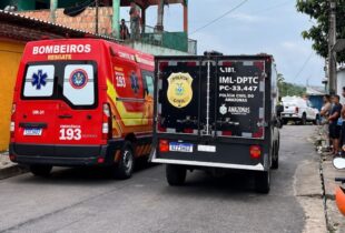 Trabalhador de 56 anos morre após sofrer descarga elétrica durante serviço em telhado de casa em Manaus; veja vídeo