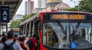 Eleitores terão ônibus gratuitos em Manaus das 4h às 18h neste domingo (25)
