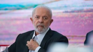 Lula vence no segundo turno e é reeleito presidente do Brasil