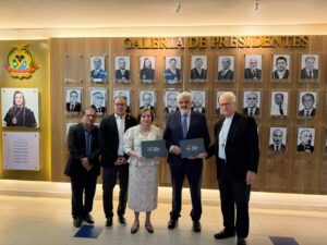 TCE e Arquidiocese de Manaus firmam parceria para fortalecer educação ambiental no Amazonas