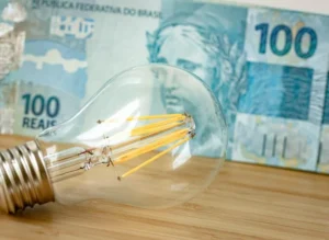 Conta de luz mais barata: Aneel mantém bandeira verde